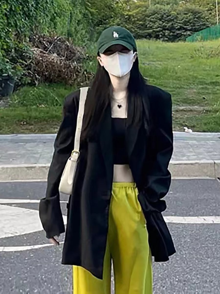 Black suit jacket female spring 2023 new Korean version loose long-sleeved jacket high-end fried street small suit female