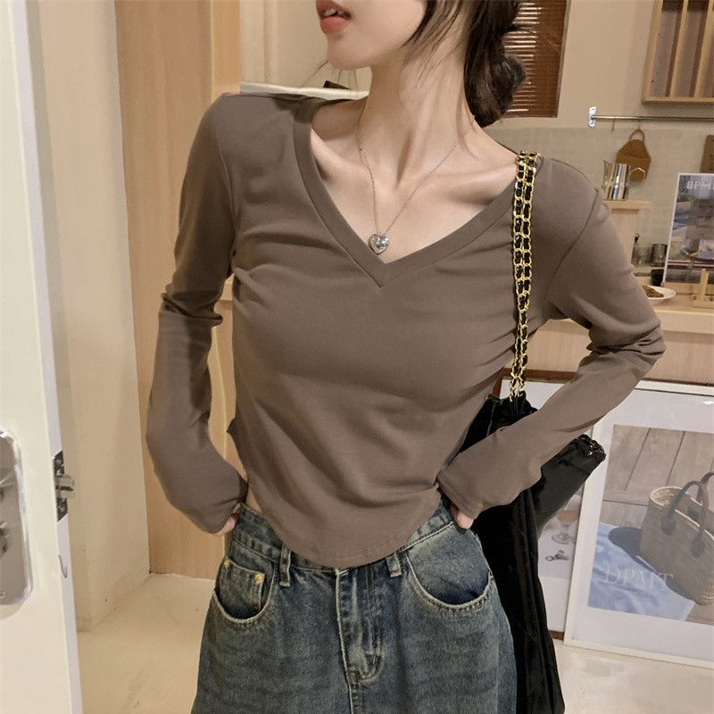 Long-sleeved T-shirt women's 2023 new spring and autumn U-shaped hem short bottoming shirt slim slim shoulder hot girl top