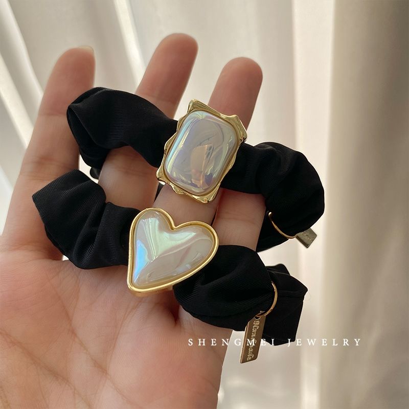 New  pearl headband for women with a high-end feel, large intestine hair loop, fashionable and versatile rubber _voghion.com