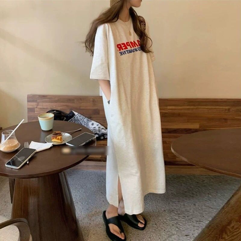 超大碼2-300斤開叉設計感連衣裙女夏季過膝長裙胖mm休閒長款裙子