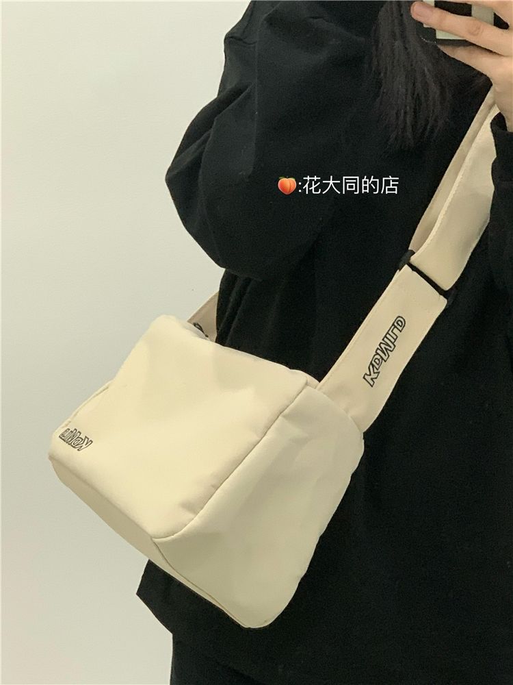 日系ins小眾復古簡約百搭大容量斜挎包女 休閒運動個性單肩包男潮