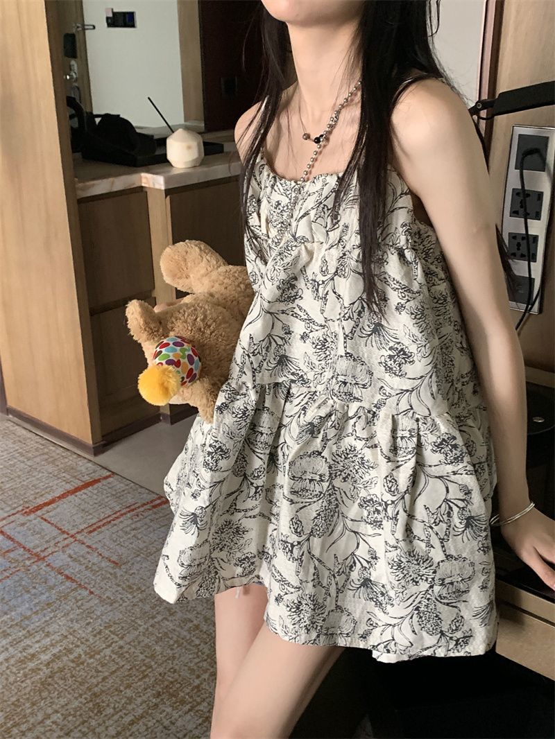 Holiday style casual suspender skirt female  summer new lazy and thin loose fluffy floral dress ins