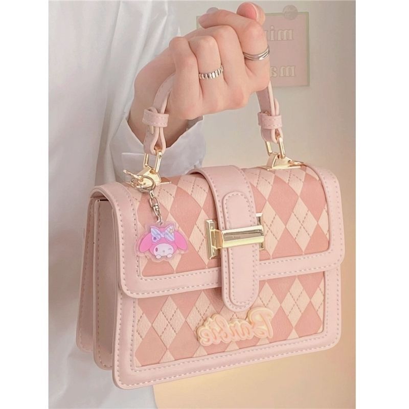 Internet celebrity fashion bag women 2023 new summer hand-held single-shoulder women's bag rhombic embroidery thread crossbody all-match small square bag