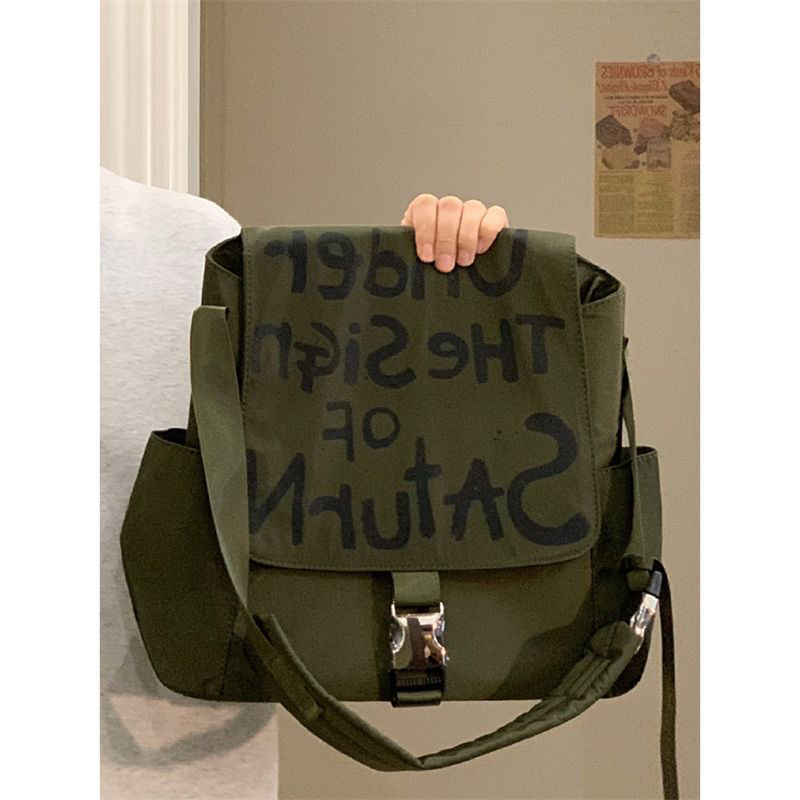  New Graffiti Shoulder Bag High School Student Messenger Bag Class Commuter Bag Tote Bag