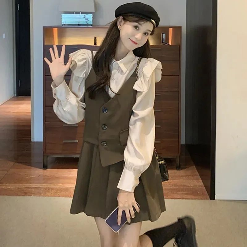 胖mm法式氣質茶歇連衣裙女春季大碼收腰復古英倫風襯衫吊帶裙套裝