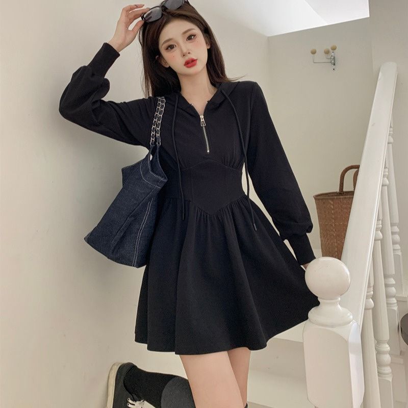 Fat mm large size black hooded sweater dress women's early spring new waist slimming mid-length skirt 200 catties