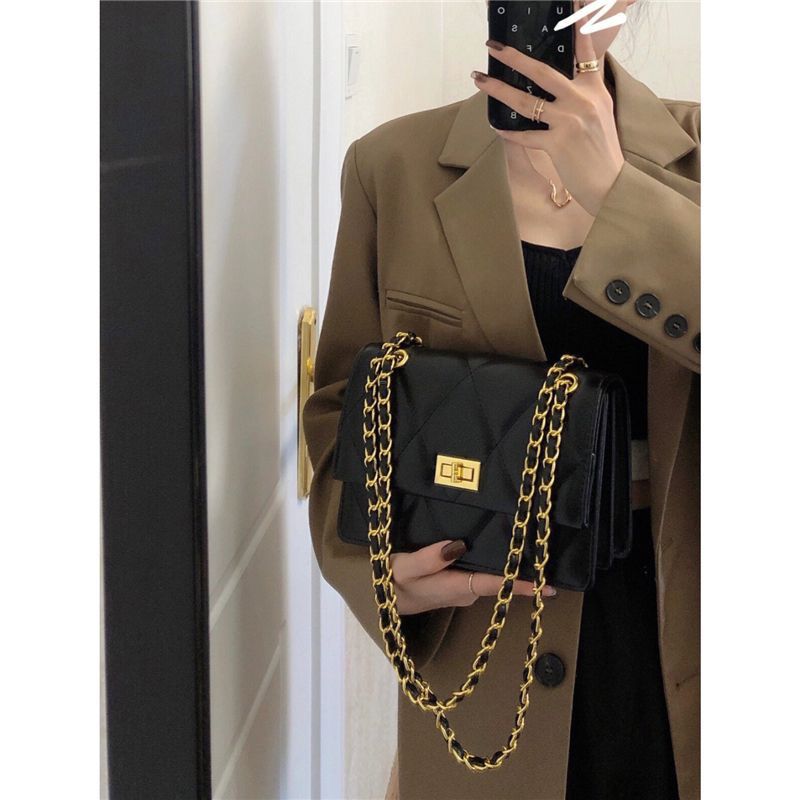 Lingge chain bag women's 2022 autumn and winter new trendy fashion small square bag Korean all-match Messenger bag temperament small bag