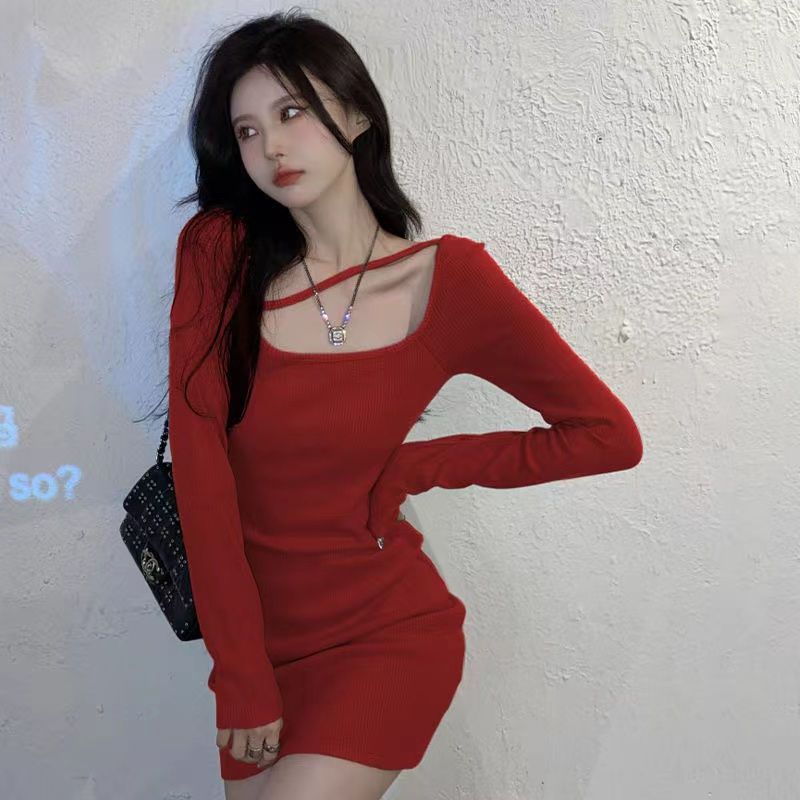 Sweet and Spicy Halter Neck Dress for Women 2023 Spring and Autumn Pure Desire Hot Girl Fashion Slim and Chic Waist Bottoming Hip Cover Short Skirt