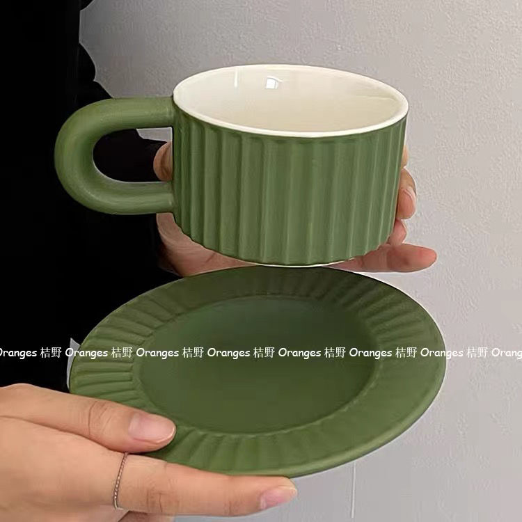 送勺子 复古墨绿小众设计咖啡杯碟套装磨砂陶瓷拿铁杯下午茶水杯