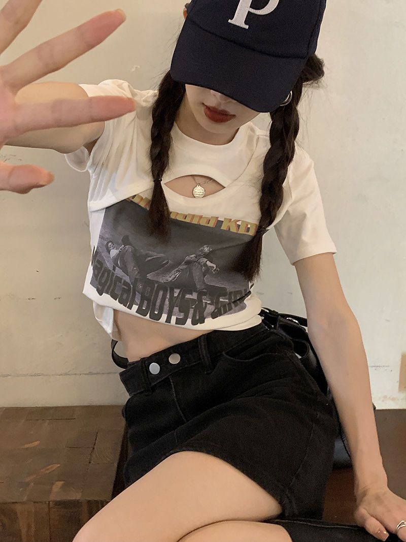 Letter printing hollow short-sleeved t-shirt women's summer  Korean version of the new design sense niche short top ins