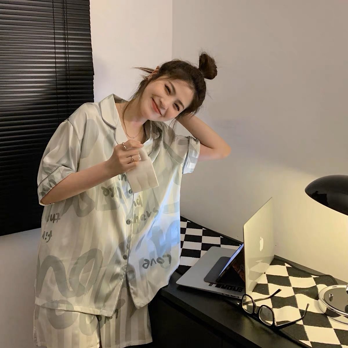 Pajamas women's summer ice silk thin section short-sleeved ins style high-value ice silk student cute home service suit summer