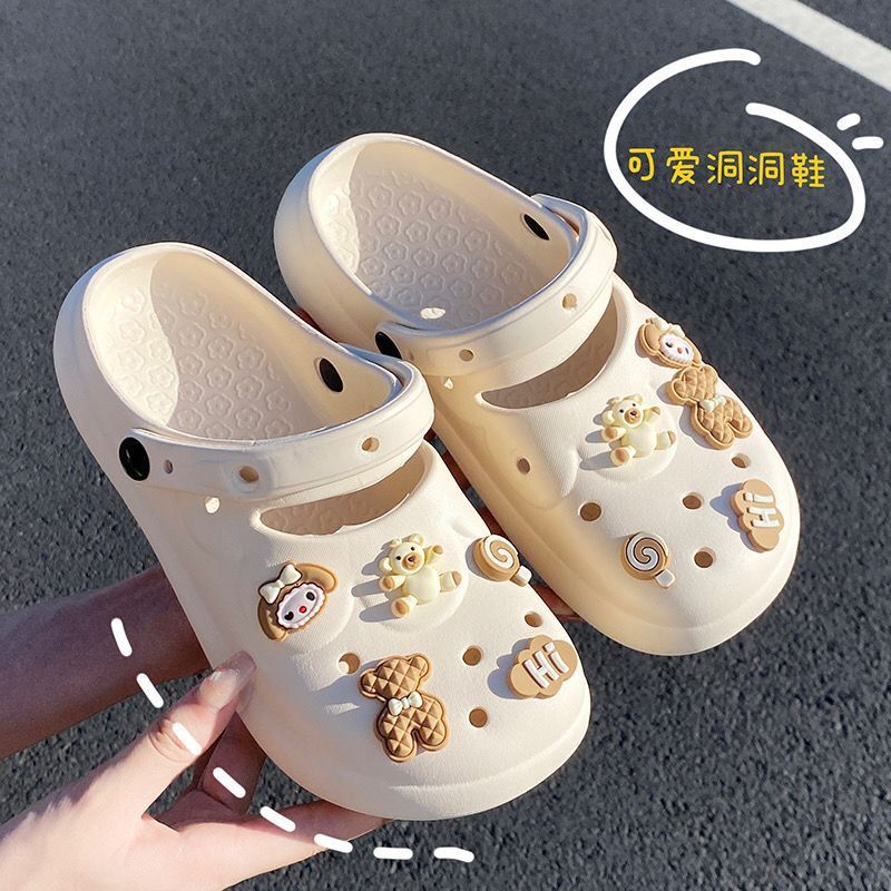 Cute hole shoes women's summer new thick bottom stepping on feces feeling super soft non-slip office Baotou half slippers women's outerwear summer