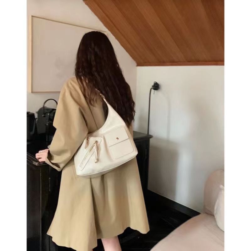Nanfeng same style punkism handbag bag women's new early spring casual all-match one-shoulder tote commuter bag