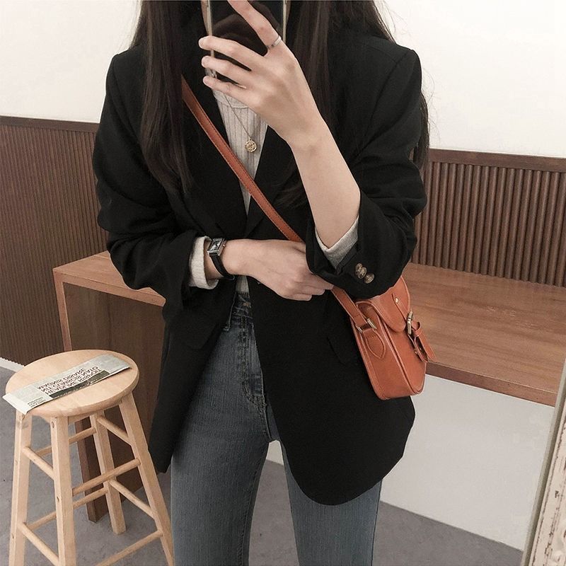 Black suit jacket female small man  spring and autumn new high-end design sense casual short small suit jacket