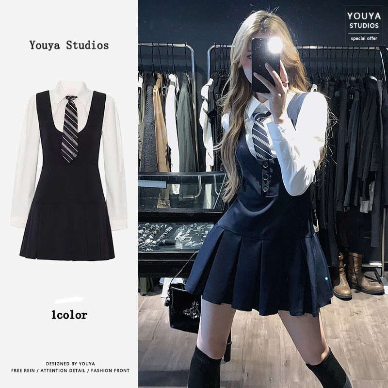 College style vest suspender dress women's spring assembly coat 2023 new Korean style sweet and spicy two-piece set