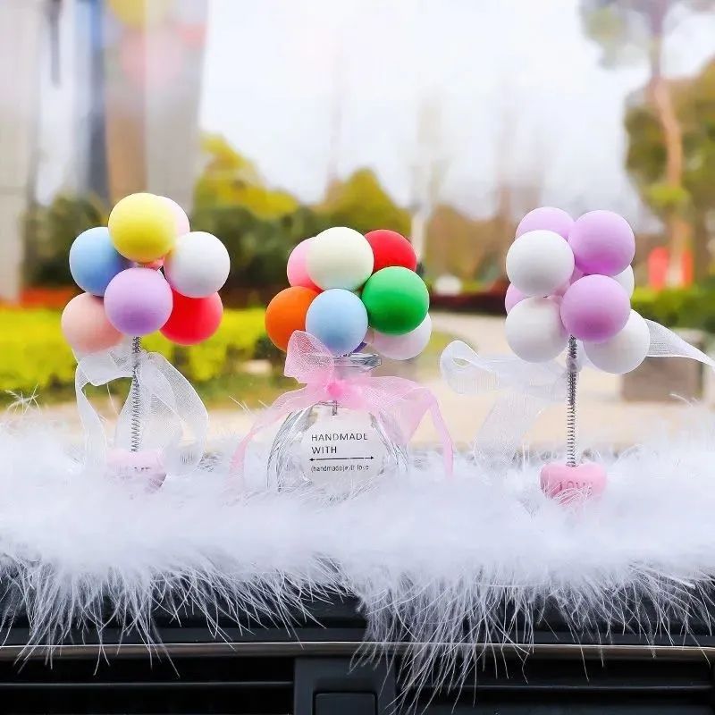 汽车摆件车载告白气球网红女生可爱创意气球摆件中控台车装饰用品
