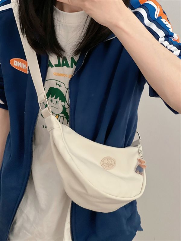 尼龍斜挎包女餃子包輕便小挎包腋下包女百搭單肩帆布包女學生韓版