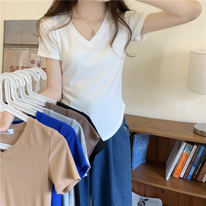 V-neck front shoulder short-sleeved t-shirt women's summer design sense niche cross asymmetrical sweet slim slim short top