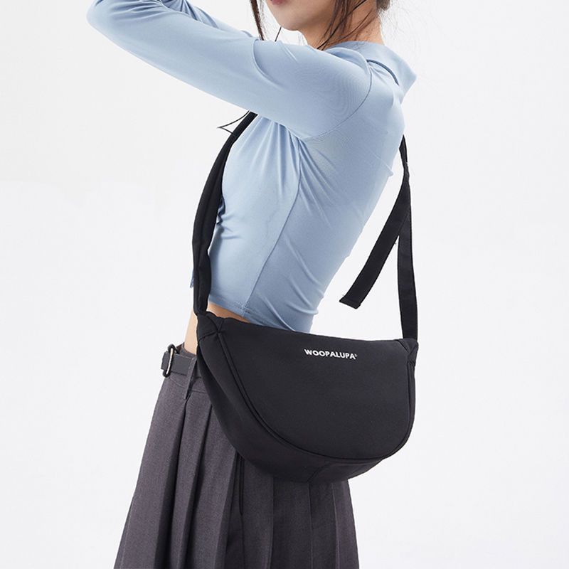 Students in class commuting bag female  new canvas bag dumpling bag niche casual all-match one-shoulder Messenger bag