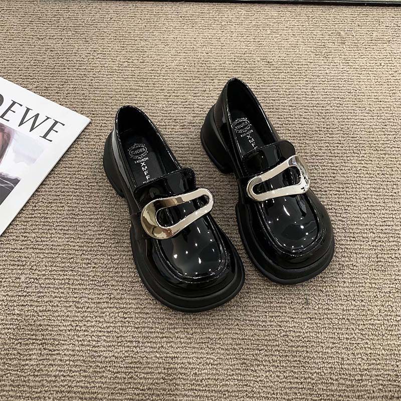 Thick-soled British style small leather shoes women's spring and autumn 2023 new retro French sweet cool Mary Jane shoes black loafers