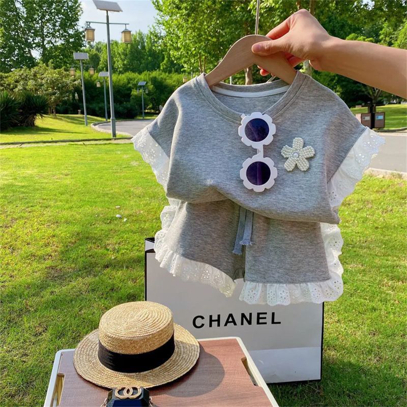 Girls Korean version of ins summer short-sleeved shorts suit T-shirt clothes baby foreign style sportswear children's two-piece set