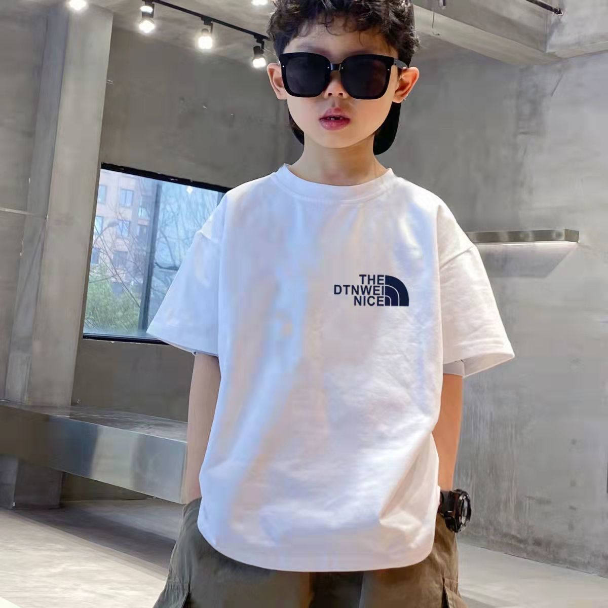 Children's cotton T-shirt summer short-sleeved 2023 new handsome and fashionable middle-aged and older boys' tops t-shirt children's clothing tide