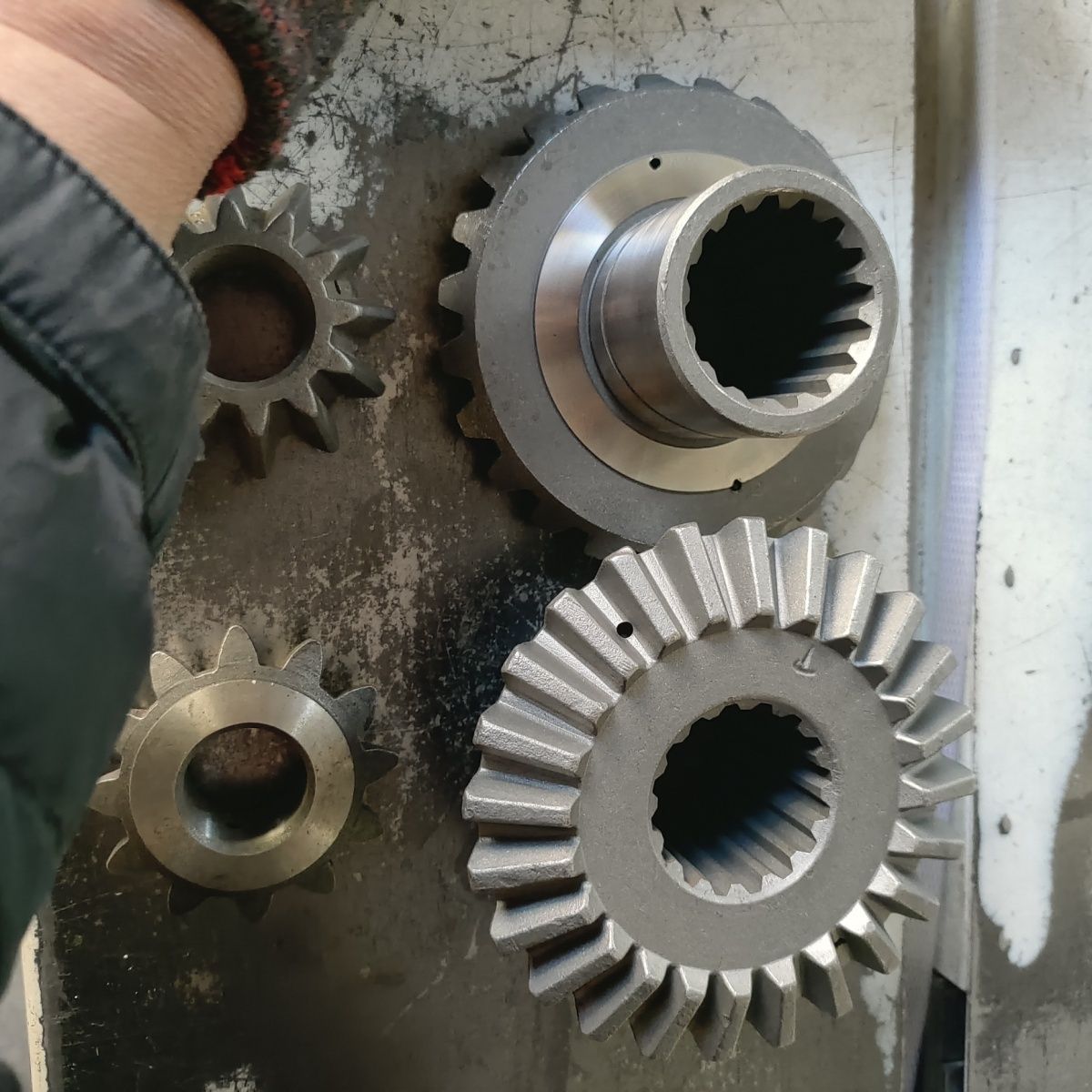 洛阳东方红170拖拉机小四轮变速箱差速器行星齿轮/行星轴/行星垫