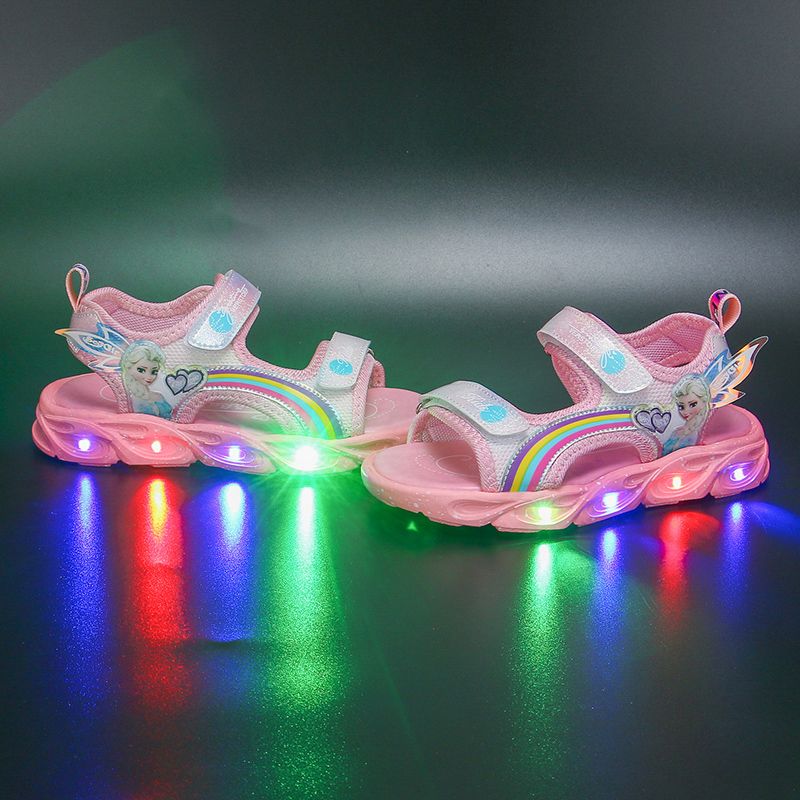 Children's sandals with lights female 2023 summer new girls' sandals children's children Princess Aisha little girl beach shoes