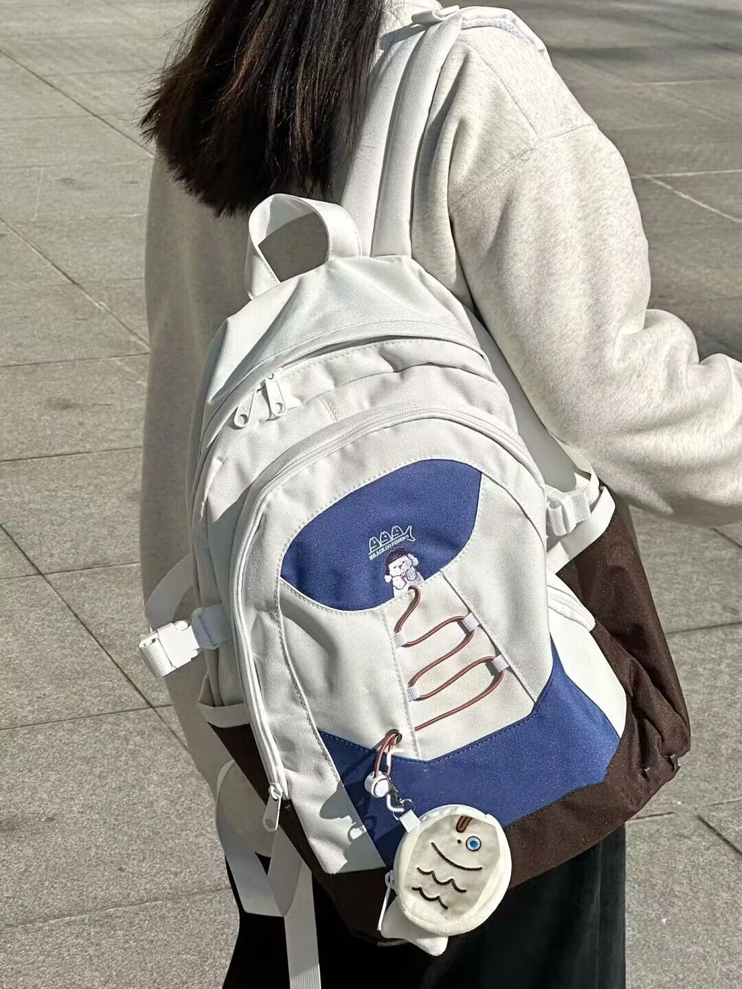 韩版INS潮流新款双肩包女大学生书包小众简约轻便大容量电脑包