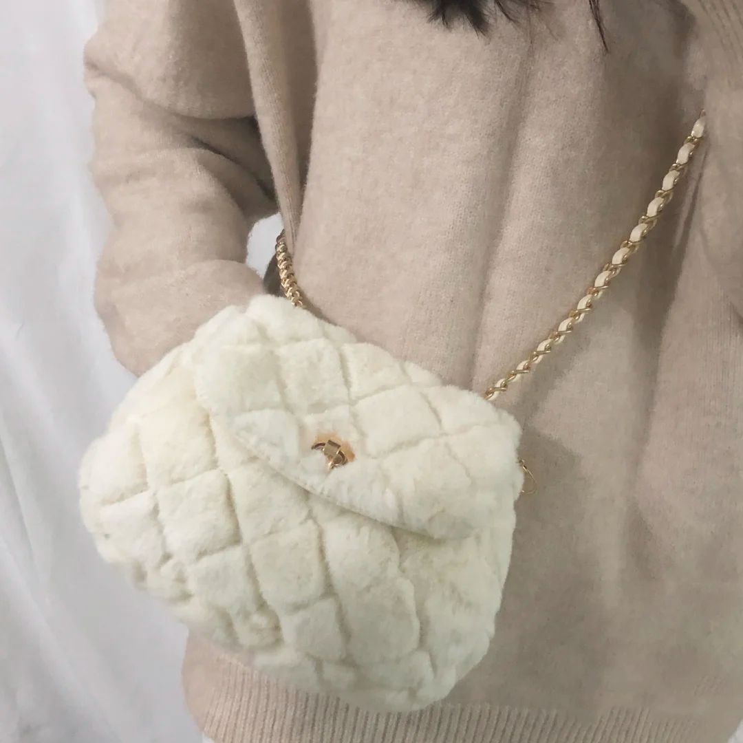 Yunduo lamb wool bag women  new all-match single shoulder bag plush rhombus Messenger small bag