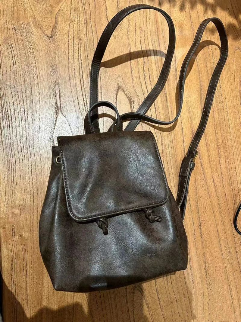 小紅書同款小巧復古棕色雙肩包女2022秋冬新款ins簡約百搭單肩包