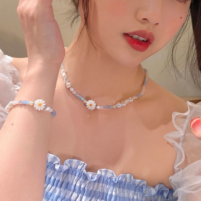 Summer flower beaded necklace women's high-end design sense niche pearl clavicle chain necklace bracelet ins hand jewelry
