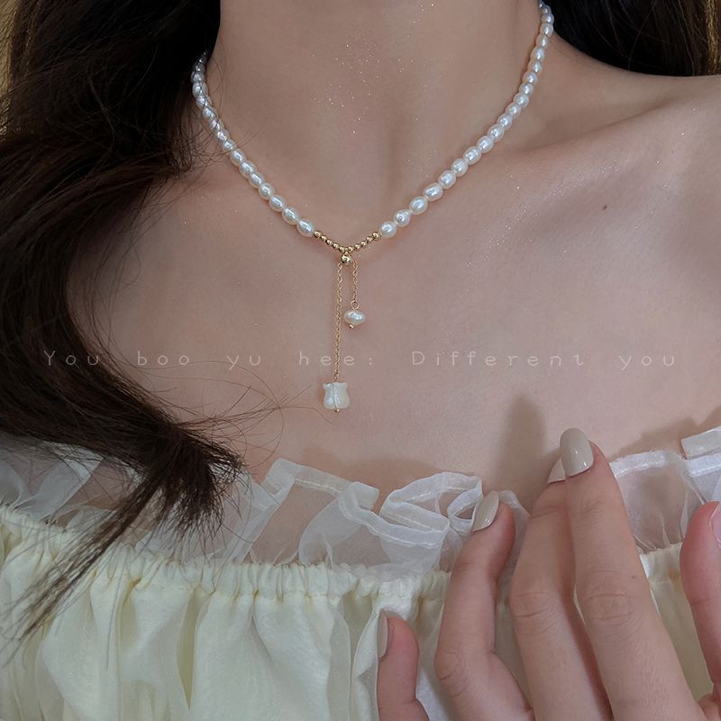Romance, pearl lily of the valley necklace light luxury design clavicle chain French high-end choker necklace