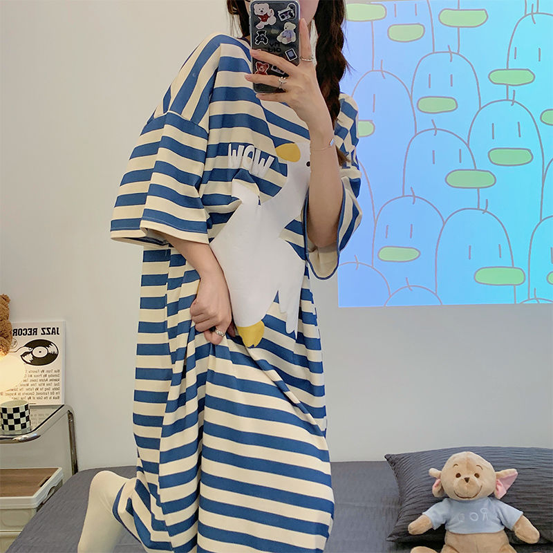 Ins wind nightdress women's short-sleeved fat mm2-300 catties lengthened loose cartoon big white goose thin section striped pajamas women