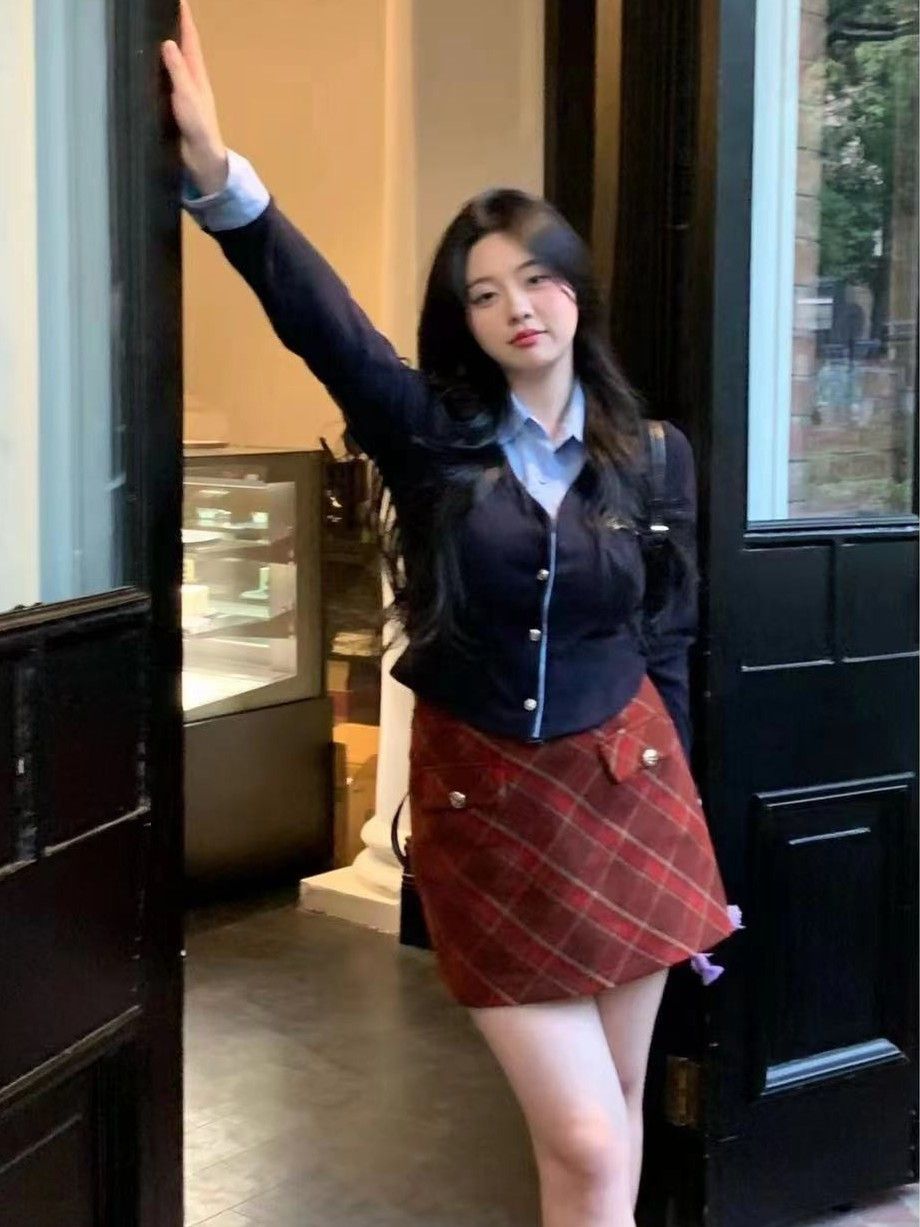 大碼假兩件學院風拼接襯衫T恤女2023春季顯瘦上衣胖mm半身裙套裝