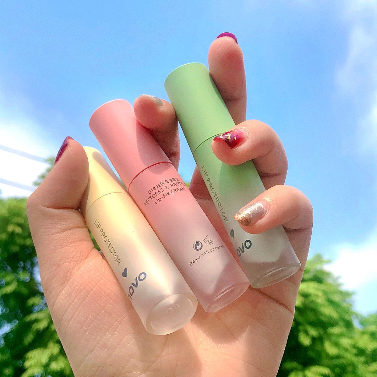 NOVO潤唇膏女保濕潤唇滋潤補水修護防乾裂口紅學生黨唇乳防水唇膜