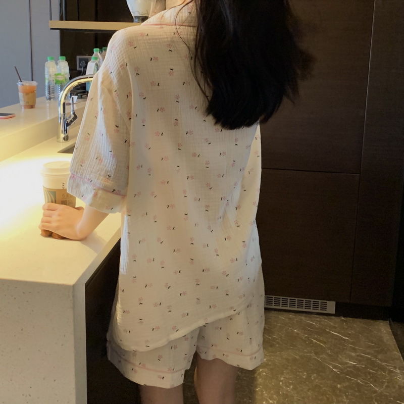 Baby cotton summer pajamas women's summer thin section short-sleeved shorts Korean cardigan loose sweet home service suit