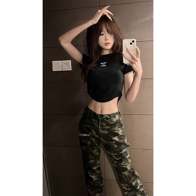 Letter embroidered logo curved high-waisted short shoulder T-shirt for women summer hot girl short-sleeved tops slim bottoming shirt