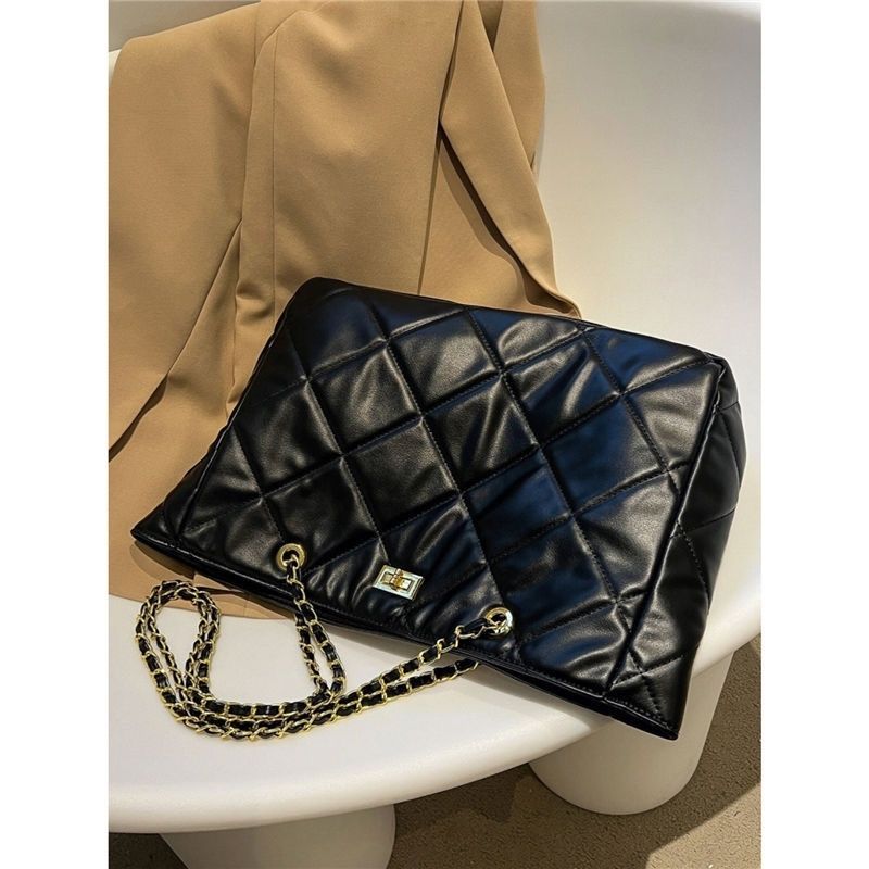  new niche design rhombus small fragrance tote bag women's large capacity class commuting chain shoulder