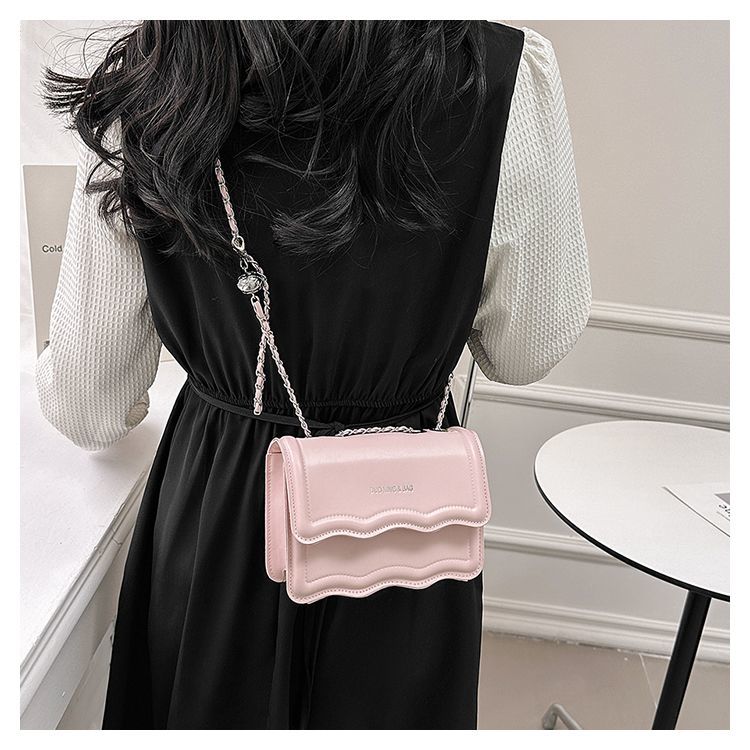 Wave Women's Chain Small Square Crossbody Shoulder Bag Versatile_voghion.com
