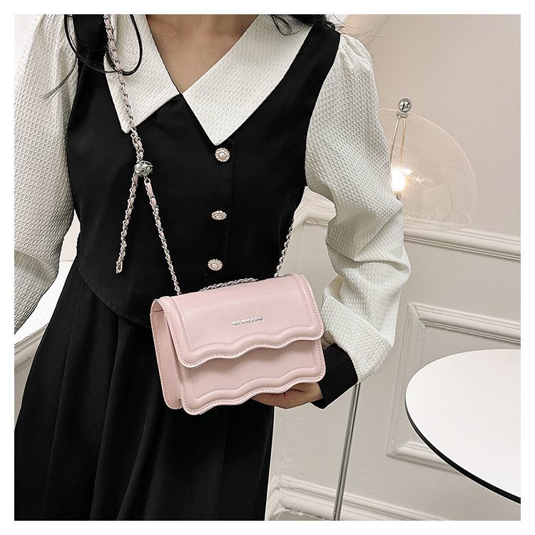 Wave Women's Chain Small Square Crossbody Shoulder Bag Versatile_voghion.com