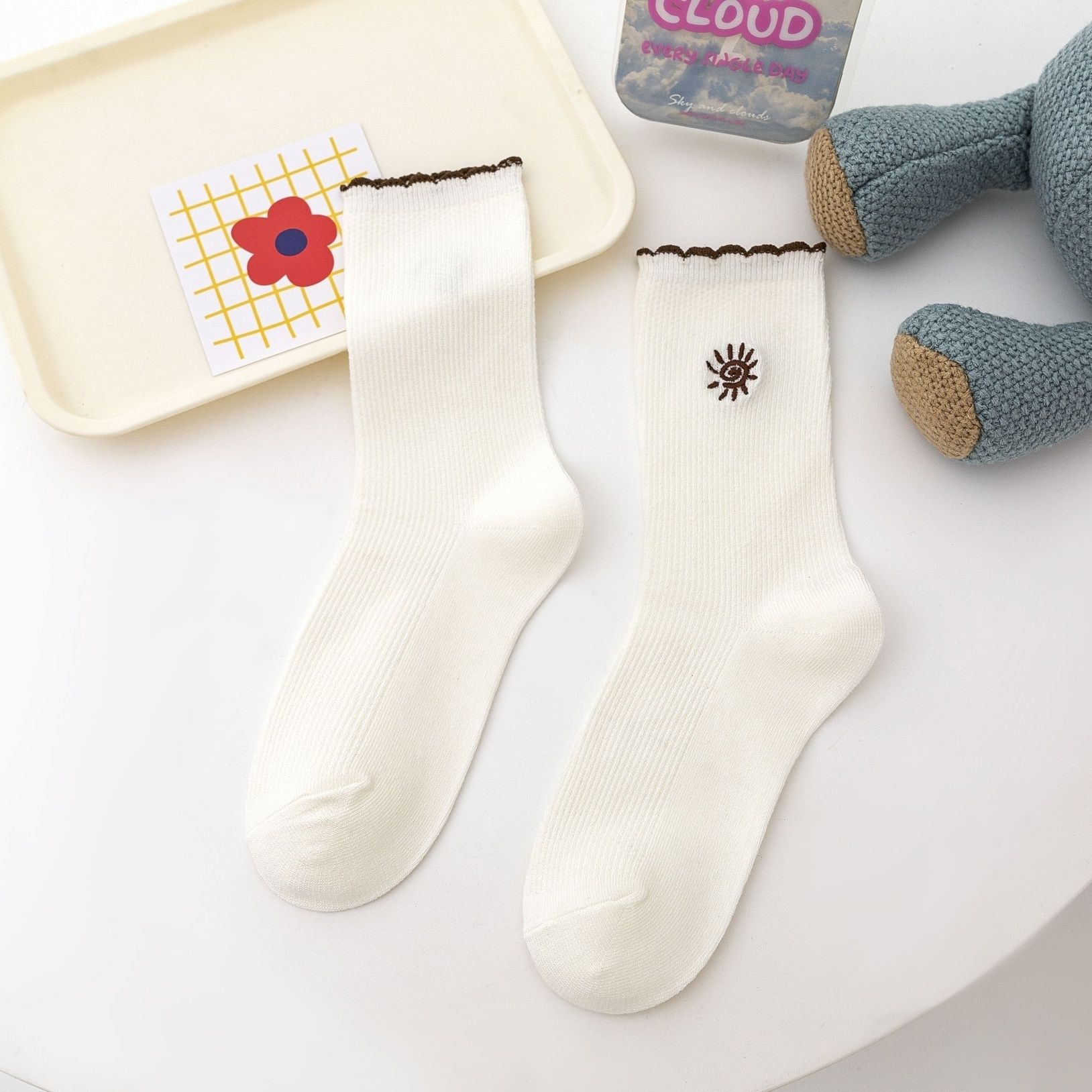 Comfortable, warm, stylish and good-looking socks_voghion.com