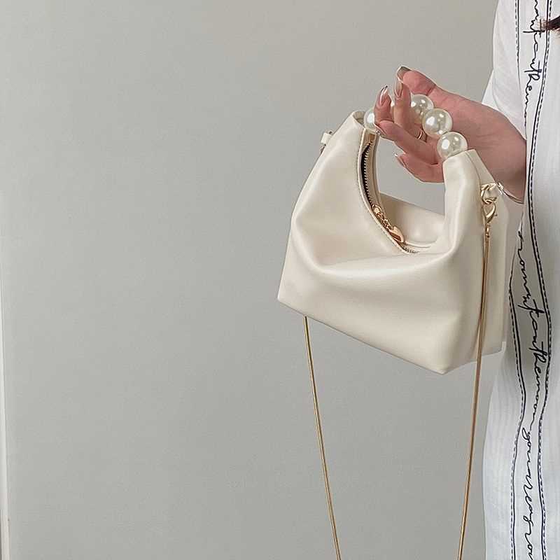 Niche design sense pearl handbag bag female 2023 new high-end sense chain Messenger bag small fresh dumpling bag