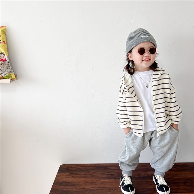 Korean version of children's clothing children's hooded striped jacket 22 spring and autumn new boys and girls foreign style casual sweater cardigan top