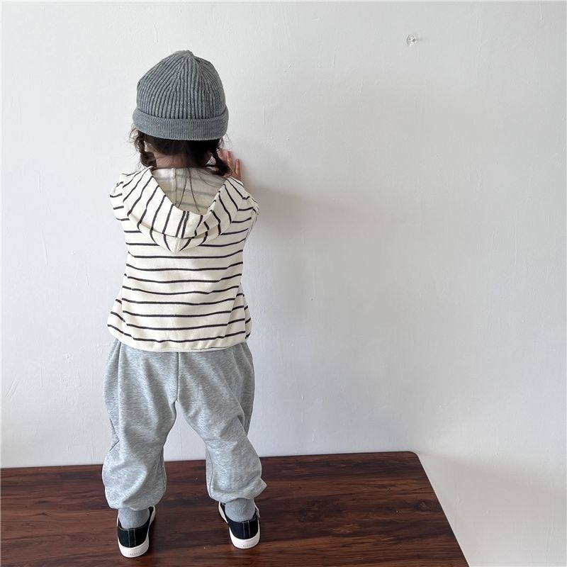 Korean version of children's clothing children's hooded striped jacket 22 spring and autumn new boys and girls foreign style casual sweater cardigan top