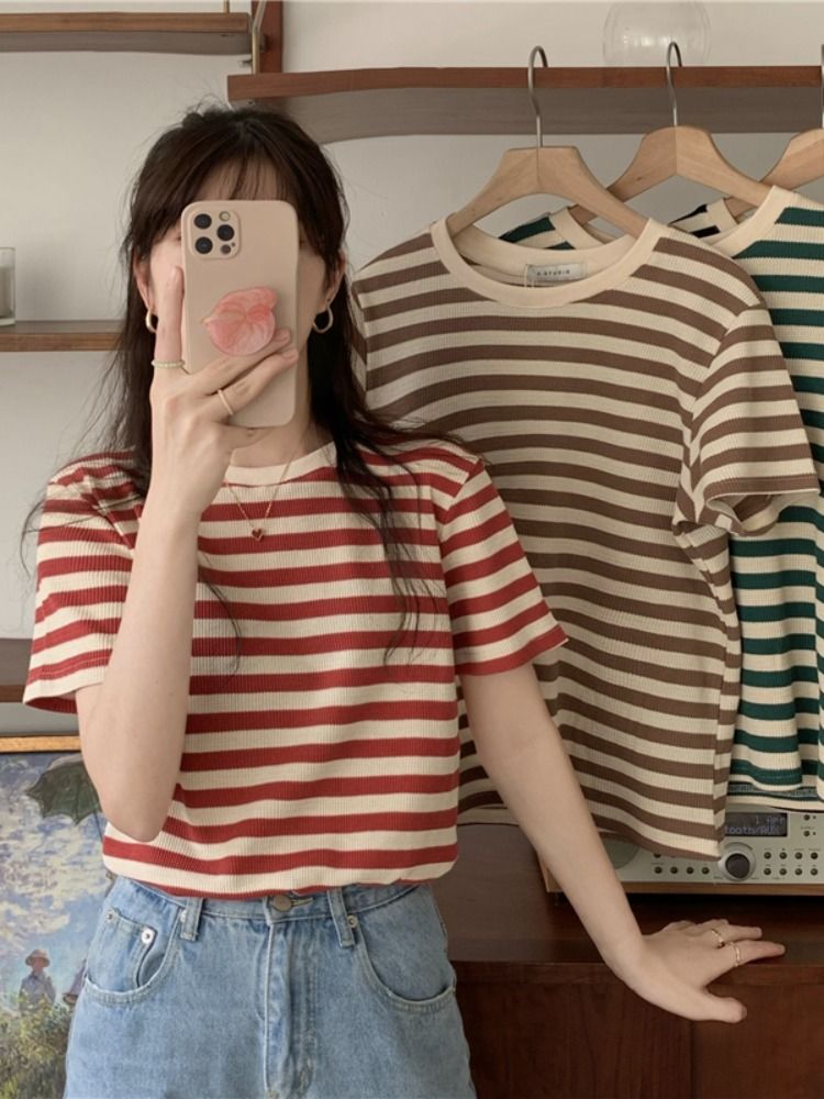 Round neck striped short-sleeved T-shirt for women summer 2023 new Korean style bottoming shirt design niche loose top