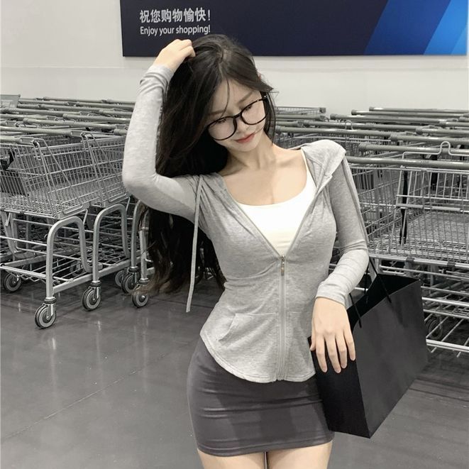 Hooded sun protection jacket women's spring gray hot girl small cardigan thin section waist slimming long-sleeved short top