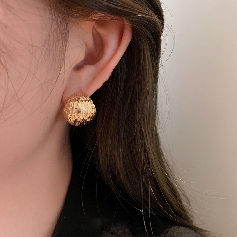金色金属耳环气质耳饰女小众设计感高级轻奢纯银耳钉年新款潮