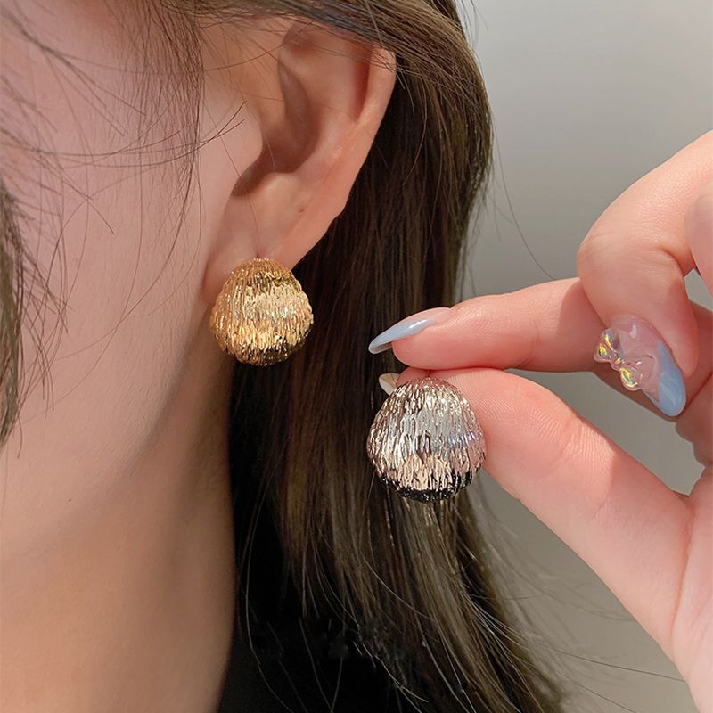 金色金属耳环气质耳饰女小众设计感高级轻奢纯银耳钉年新款潮