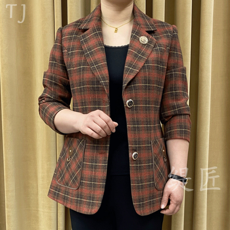 High-end spring and autumn short plaid suit for women  spring new mother's wear large size suit collar small suit jacket